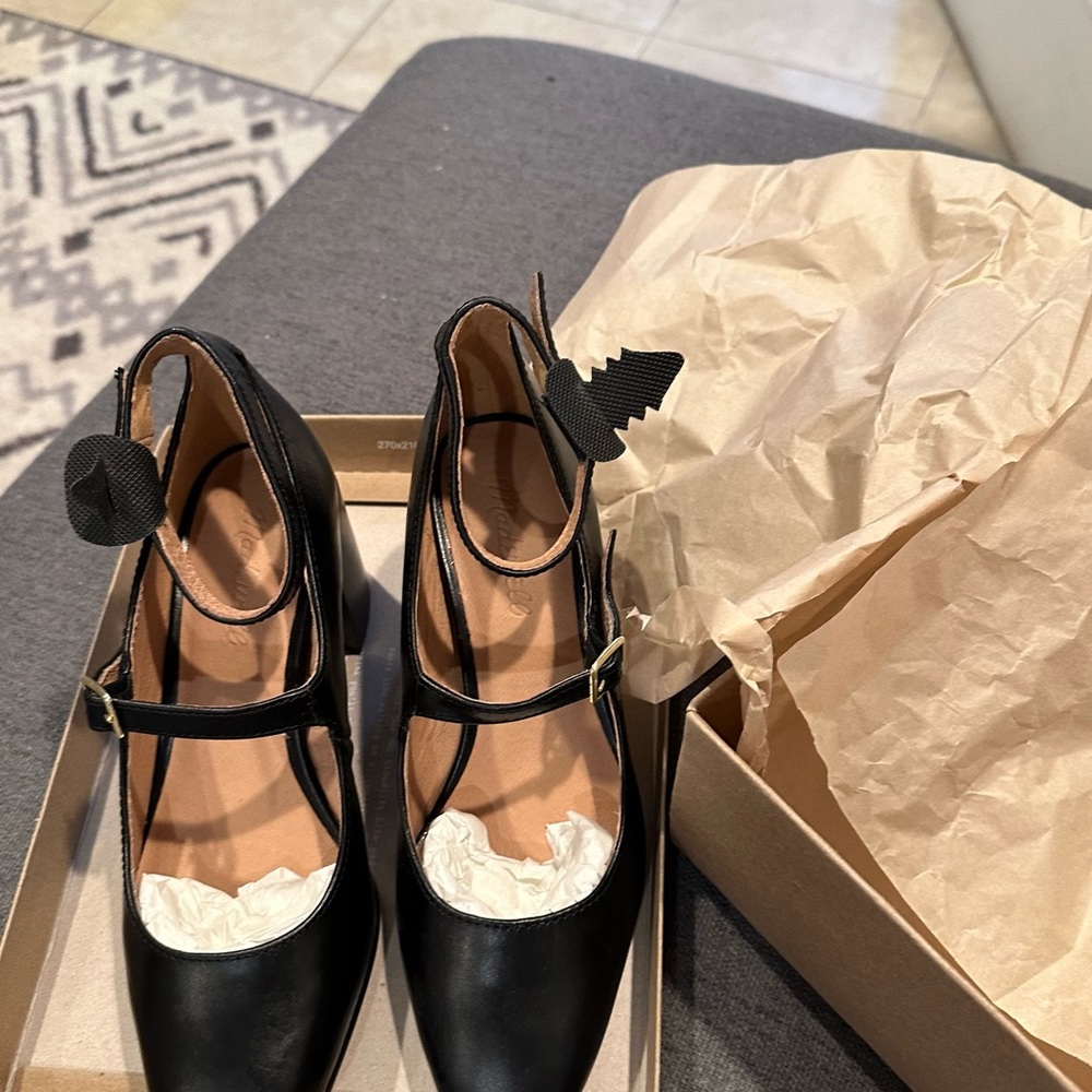 Madewell Double- Buckle Mary Janes in Leather, black, size 7 brand new